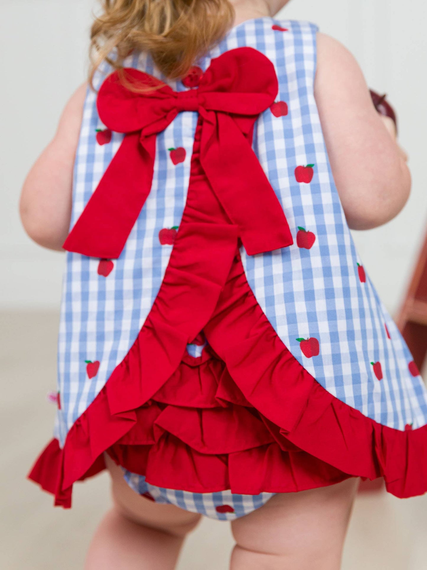 Baby Girls Apple Orchard Classic Gingham Ruffle Swing Top and Bloomer Set
: Blue / 12-18m