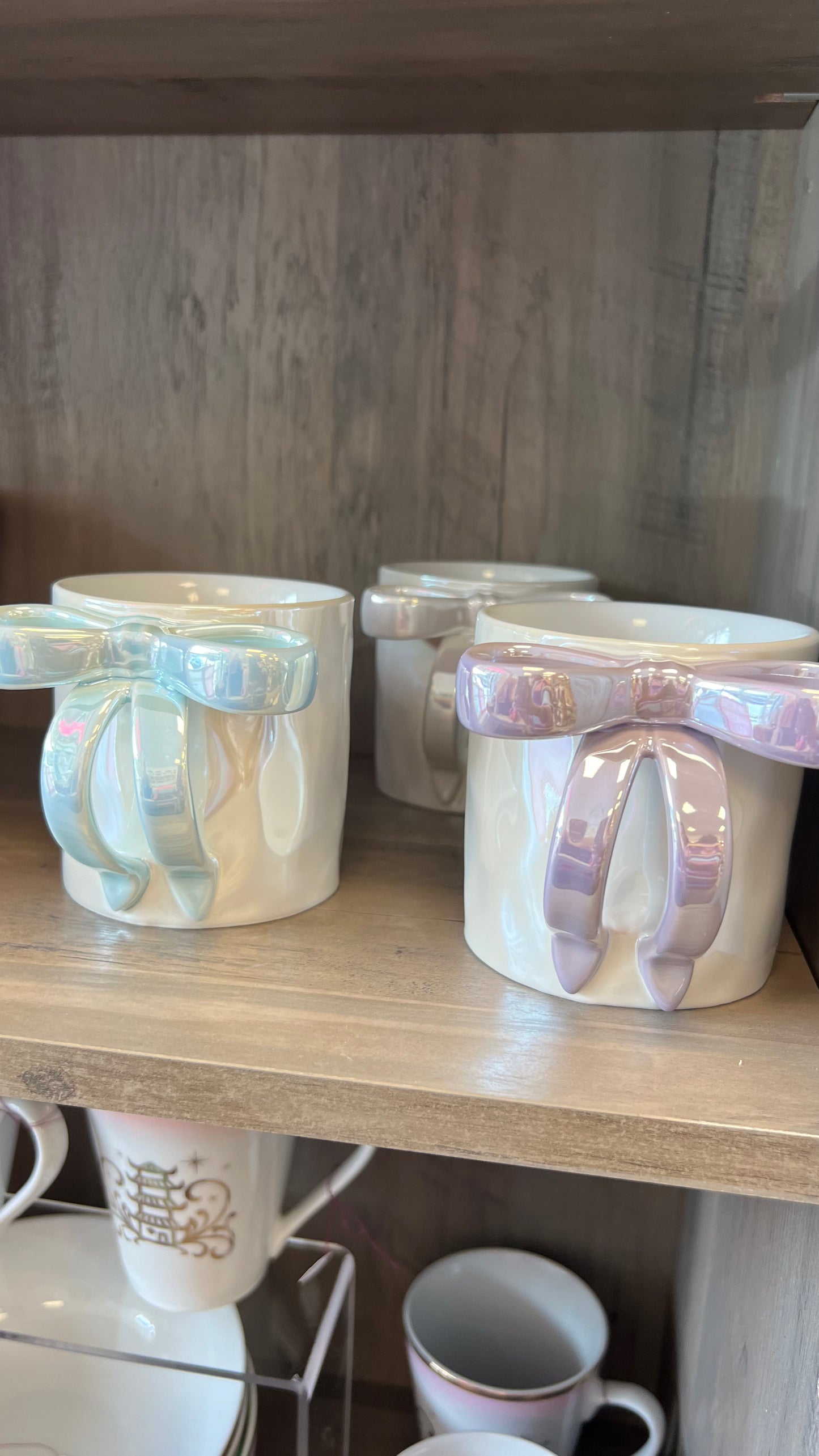 pink BOW TEA CUPS